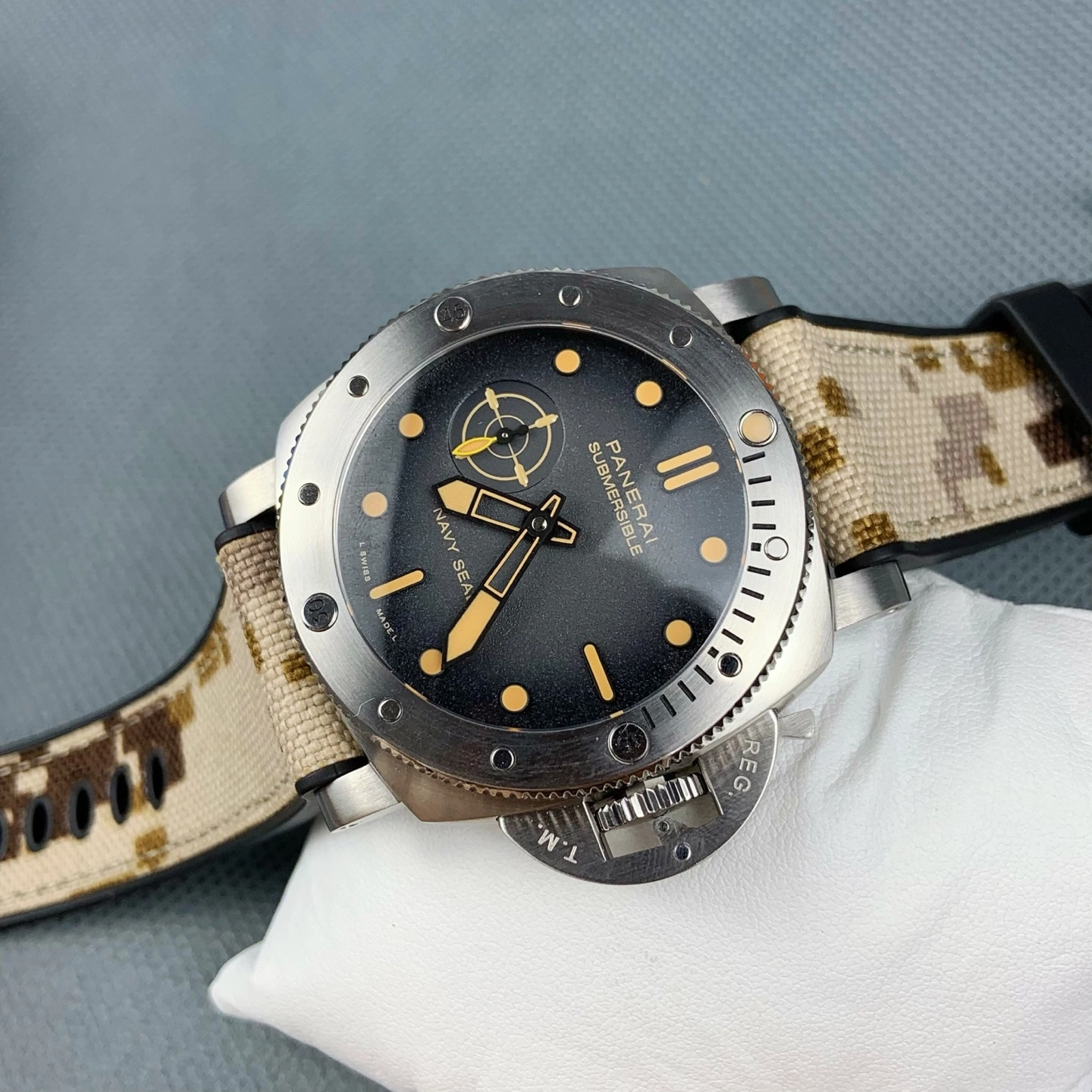 CBD Factory Panerai Submersible 44mm Black Dial Camouflage Fabric Strap(PAM01513) 1:1 Super Clone – Dandong P.9010 GMT Movement Original 406